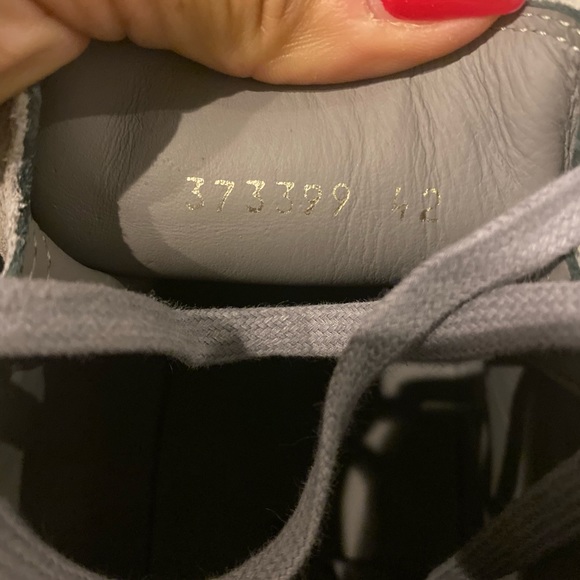 AUTHENTIC MENS BALENCIAGA SNEAKERS - Picture 2 of 4